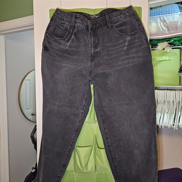 2 Pair Time and Tru White and Black High Rise Denim Pants. Sell Togther - Picture 4 of 5